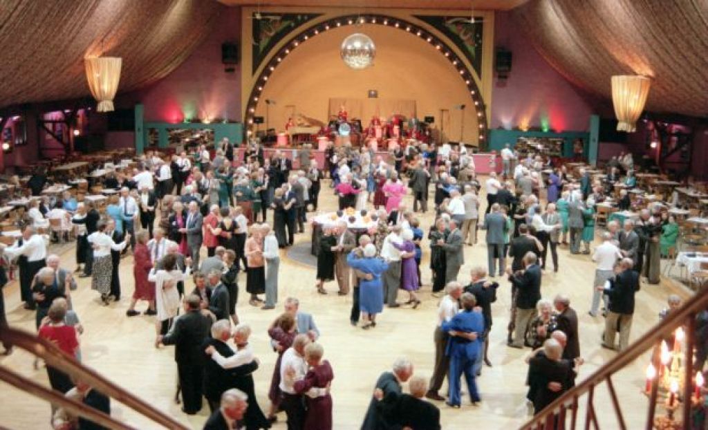 Col Ballroom SD